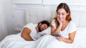 cách nhận biết vợ đã quan hệ với người khác