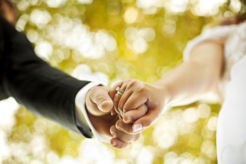 điều tra tiền hôn nhân