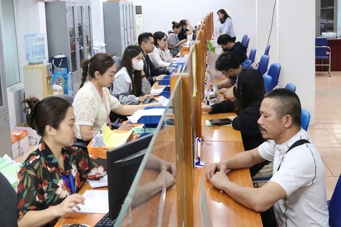 Gian lận tuyển dụng
