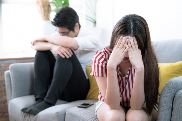 Biết Vợ Ngoại Tình Chồng Phải Làm Gì