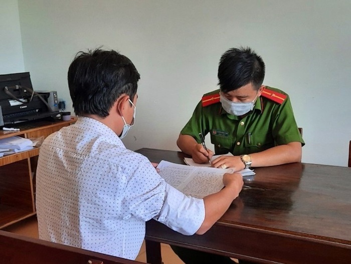 Gui don trinh bao cong an