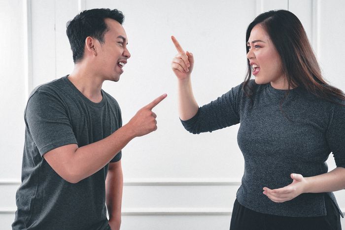 Dấu hiệu xung đột lợi ích trong mua hàng tuyển dụng và phê duyệt